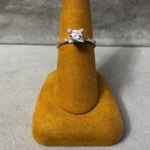 14K Yellow Gold Diamond Ring